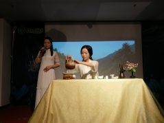 【如果有免費聚會，周六我一定參加——告別宅時代】