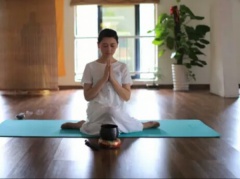 瑜伽免費課，敢堅持你就來。