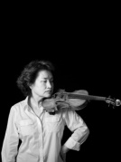 鄭京和演繹全本巴赫無(wú)伴奏小提琴組曲與帕蒂塔組曲